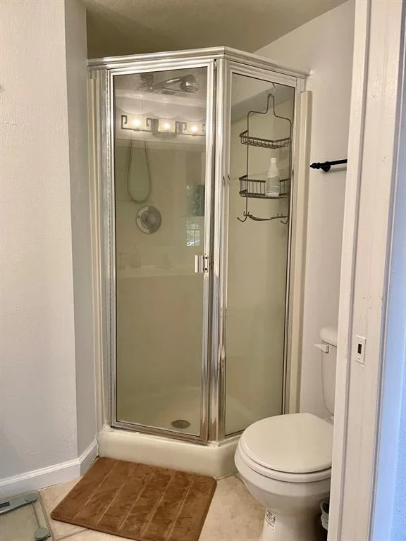 Photo of Unit B at 8171 Thames B Boulevard