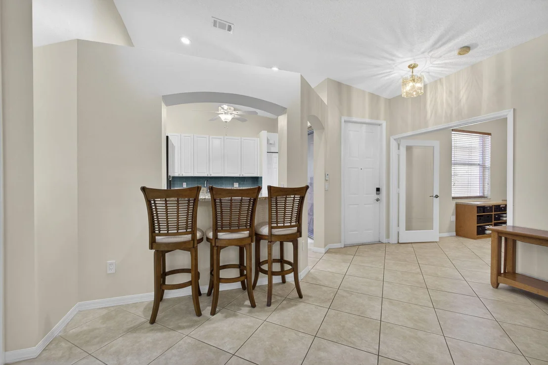 Photo of 8638 Lineyard Cay