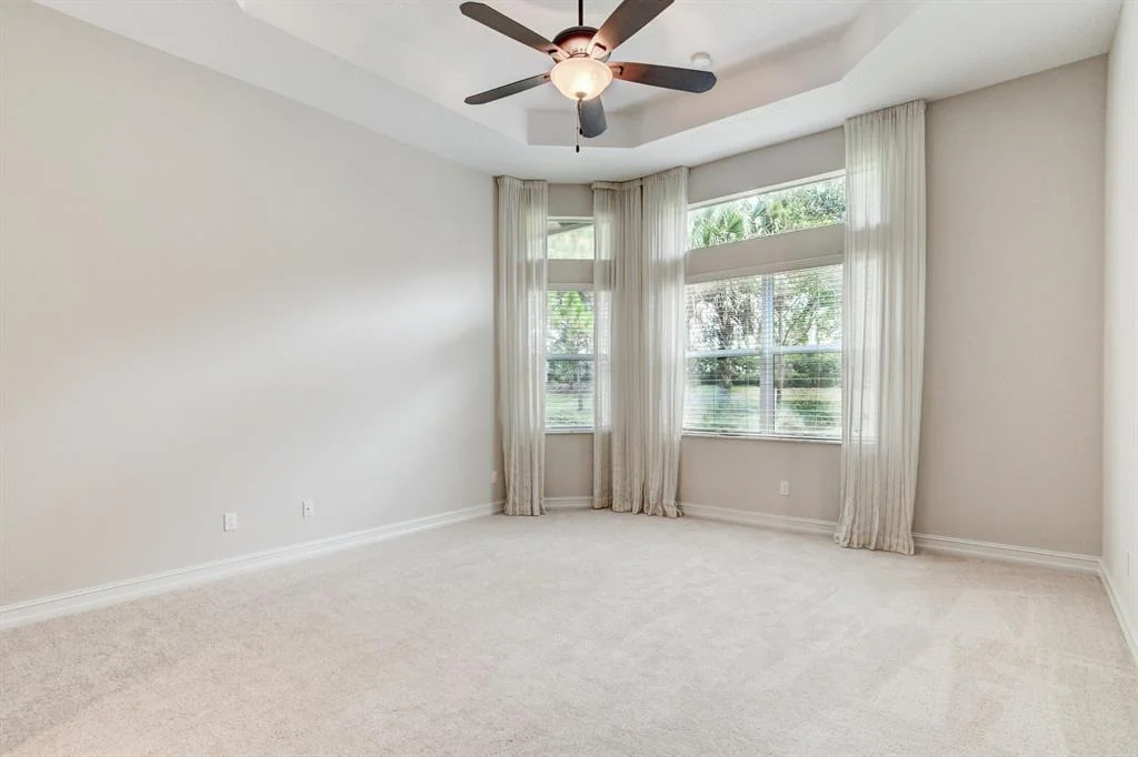 Photo of 9867 Bluefield Drive