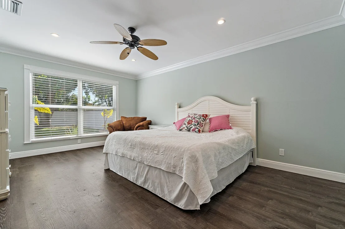 Photo of 88 River Drive