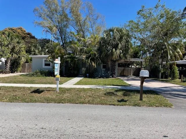 Photo of 4936 NE 19th Terrace