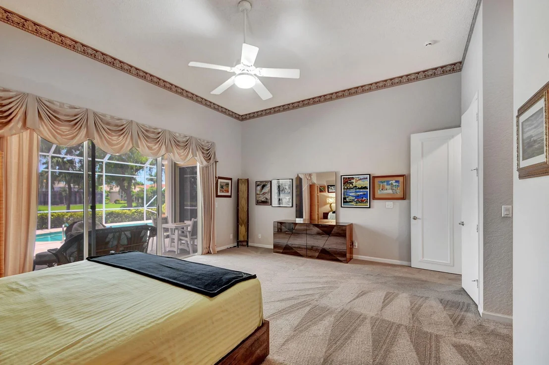 Photo of 4670 Hazleton Lane