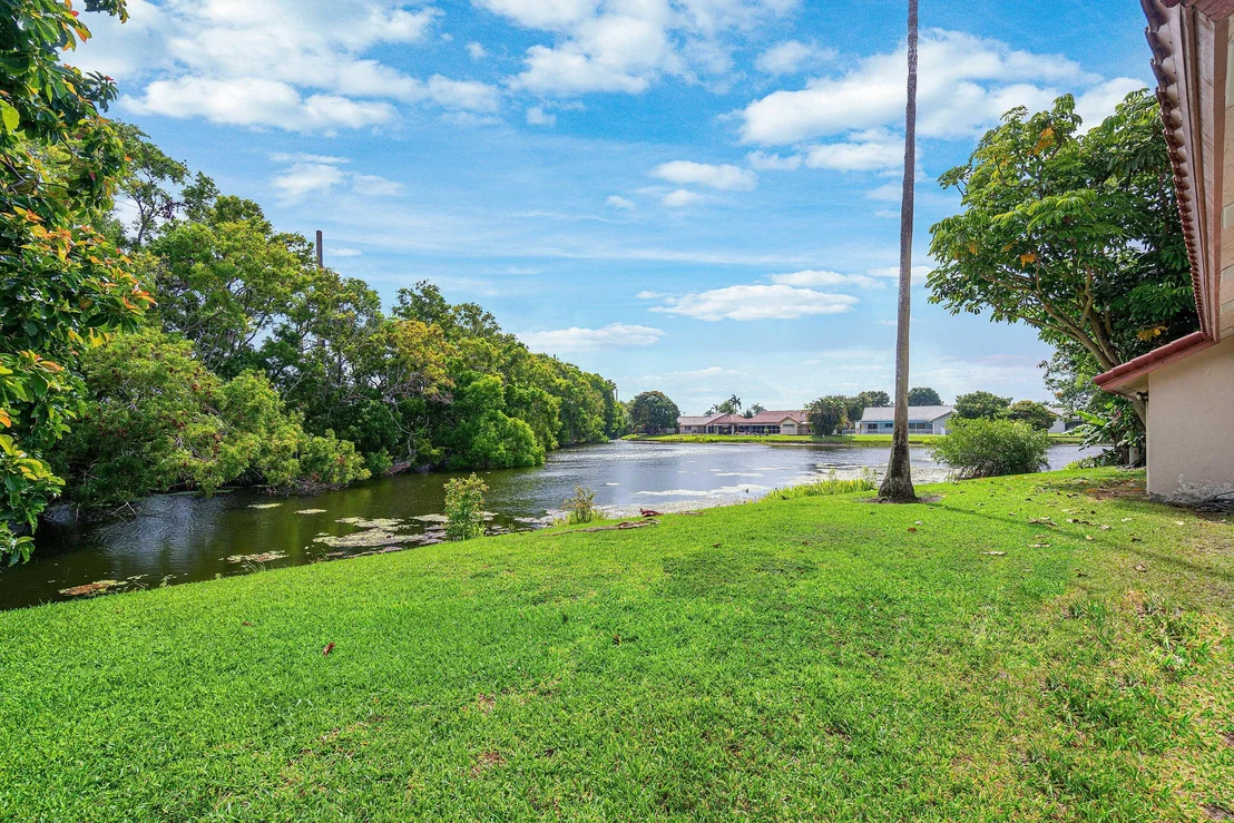 Photo of 9297 Laurel Green Drive