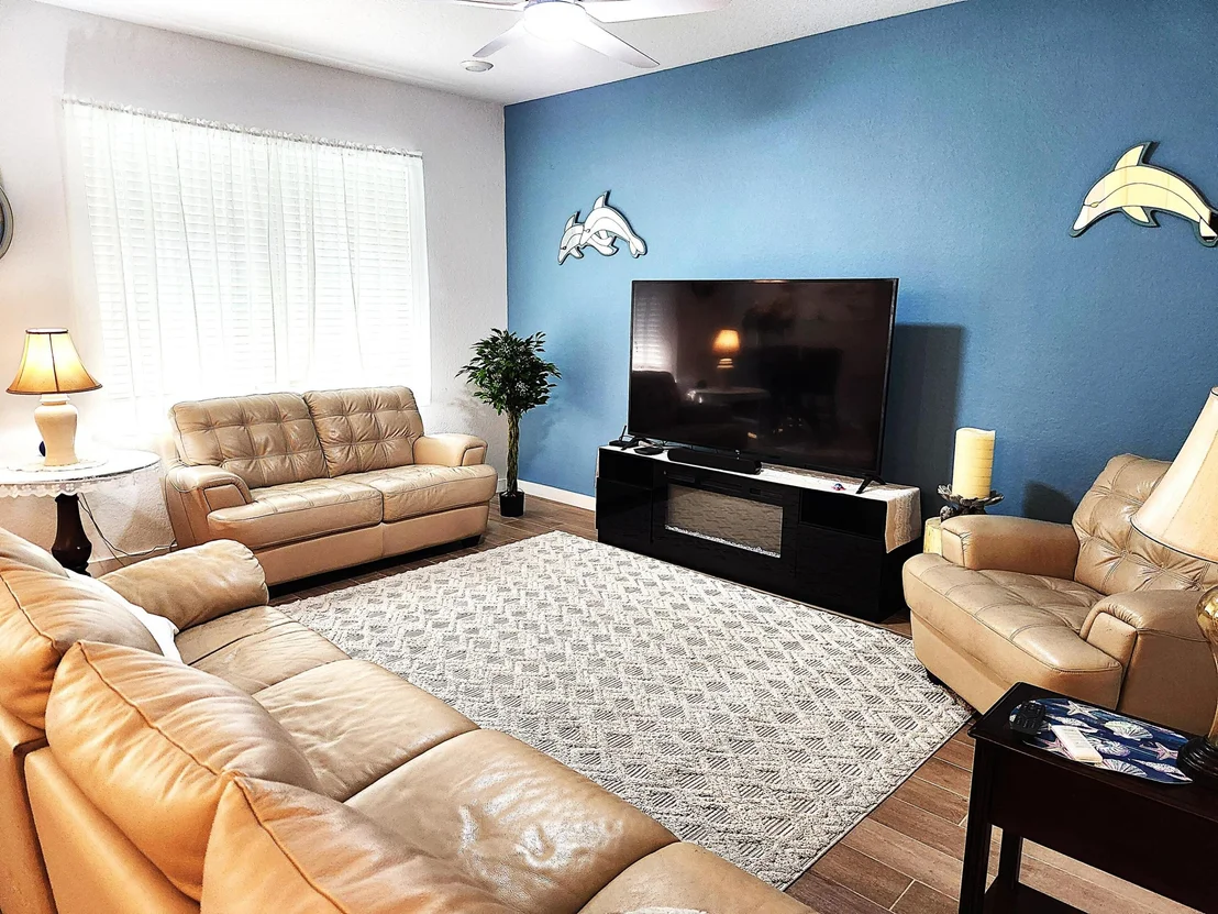 Photo of 2841 NE BREEZEWAY Circle