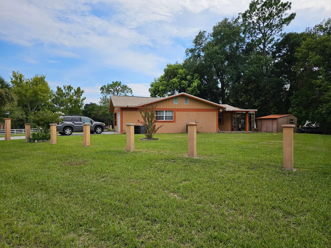 Photo of 474 Lake Road