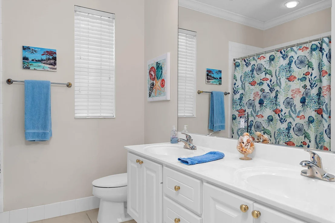 Photo of 216 Barbados Drive