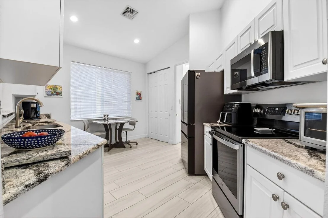 Photo of 8099 Bellafiore Way