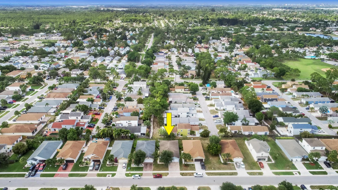 Photo of 5941 Azalea Circle