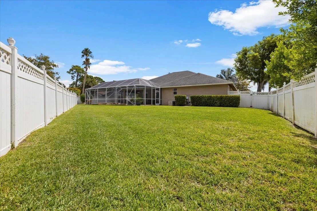 Photo of 1384 Brampton Cove