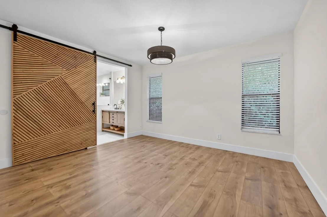 Photo of 1014 Avon Road