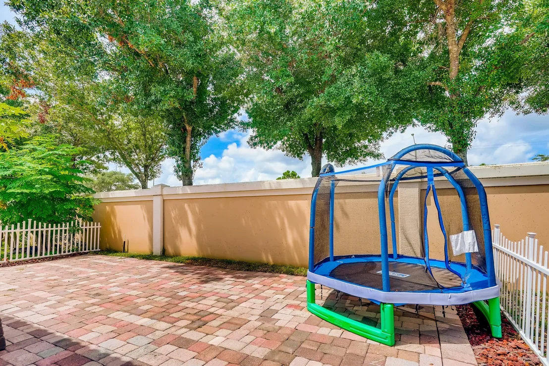 Photo of 3387 Commodore Court