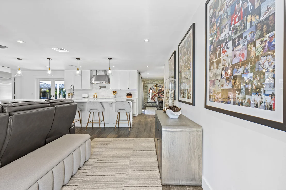 Photo of 3544 Lakeview Drive