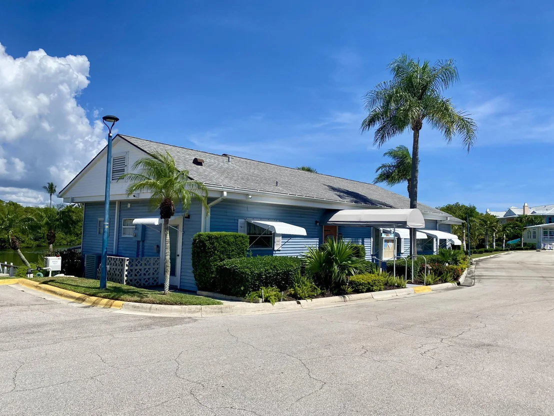 Photo of 400 N A1a 122