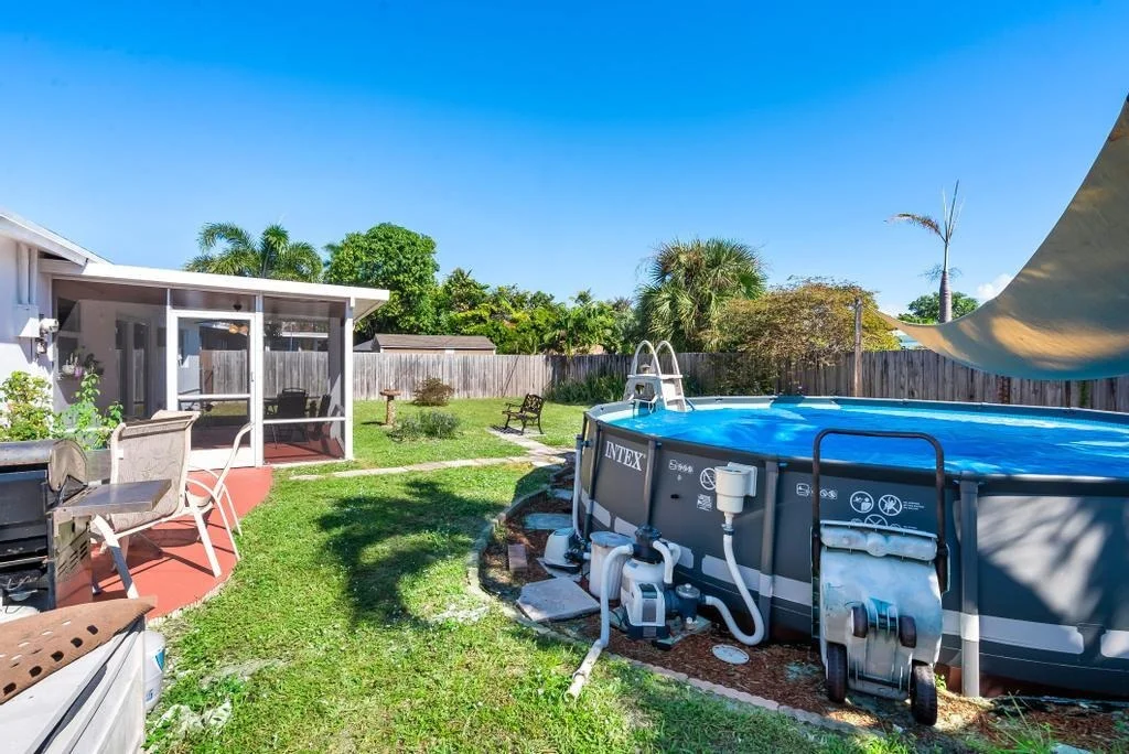 Photo of 16 SE 8th Terrace