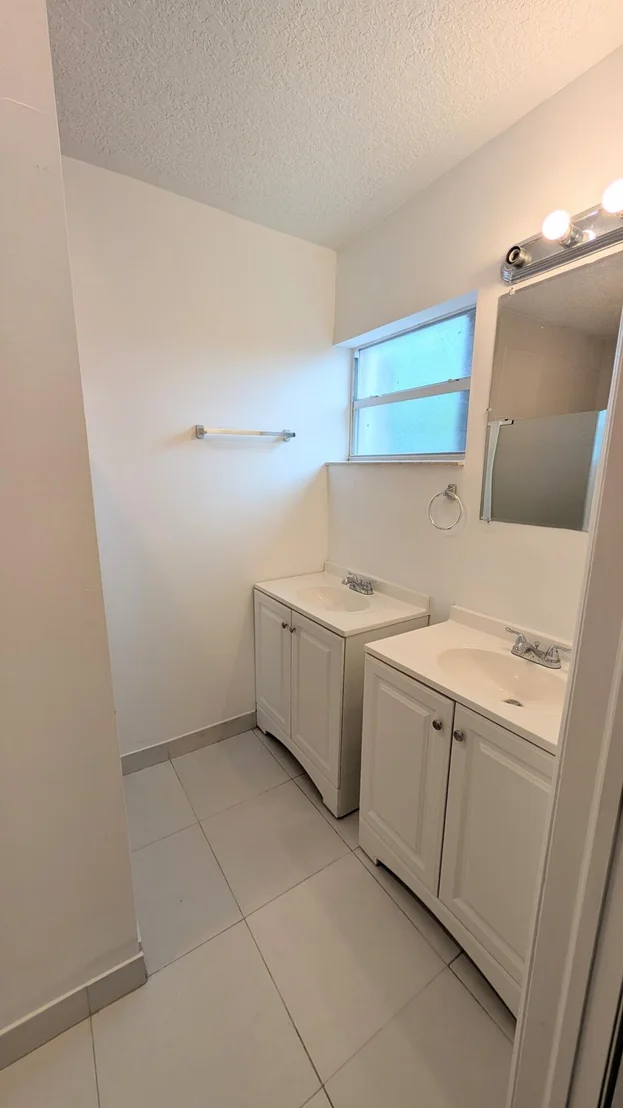 Photo of 541 N 68th Way