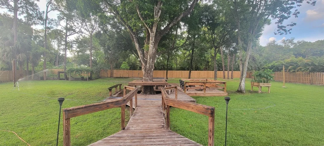 Photo of 11223 Sunset Boulevard