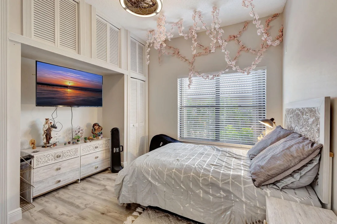 Photo of 12735 Headwater Circle