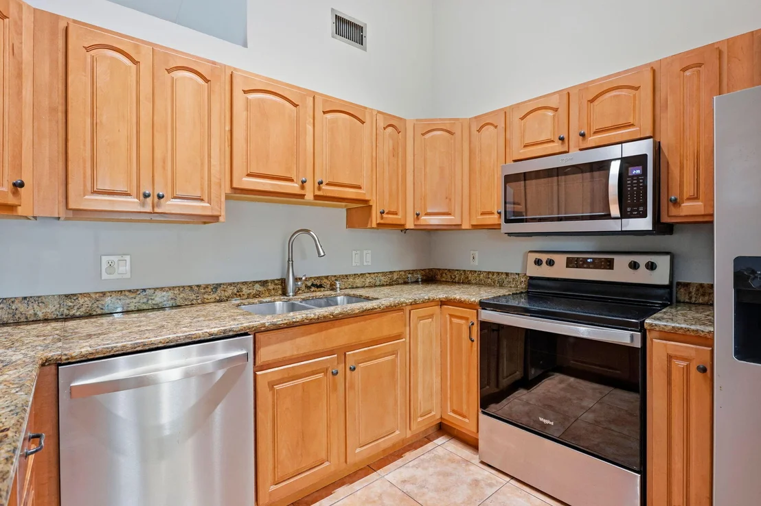 Photo of 7955 Ridgewood Drive