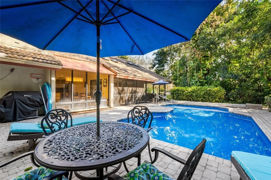 Photo of 7722 Laurel Lane