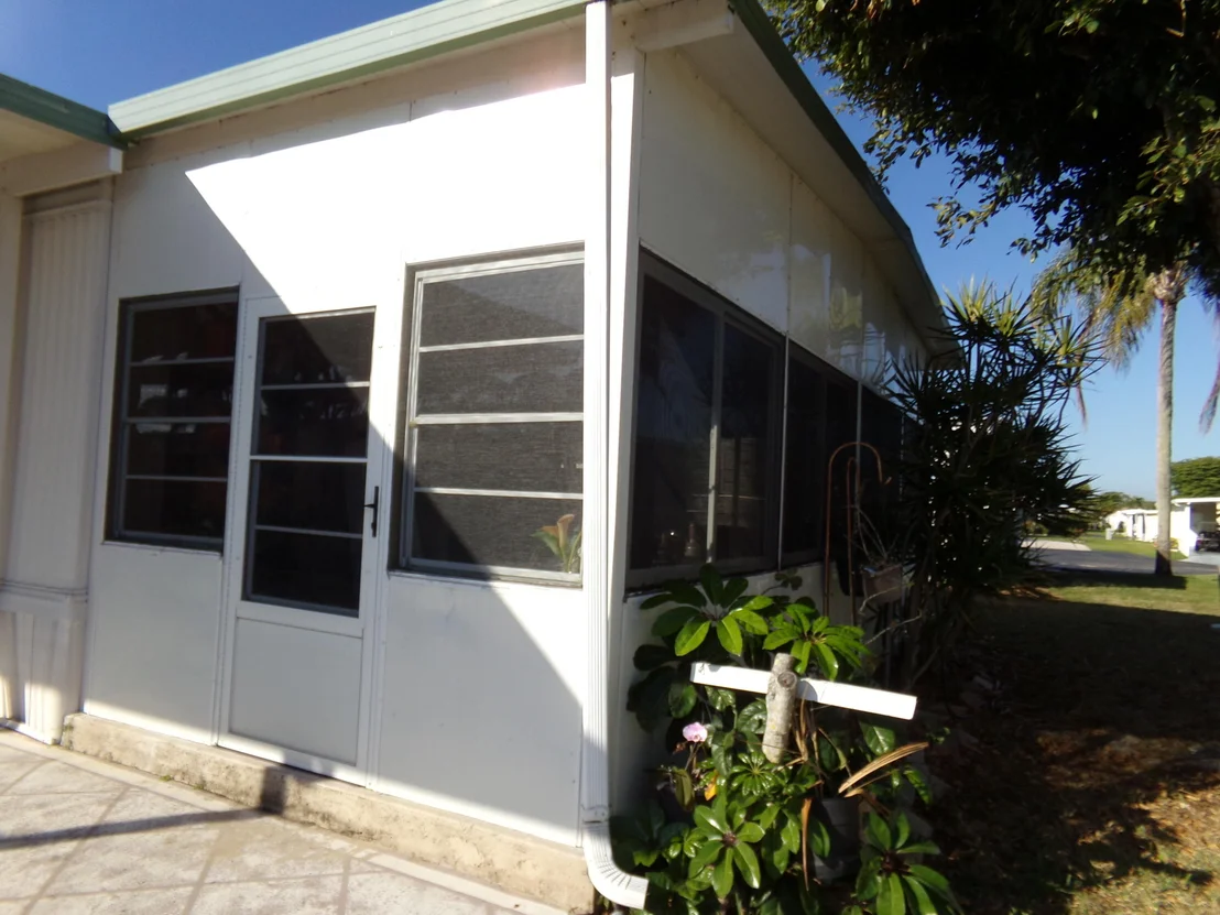 Photo of 40016 Humaco Bay