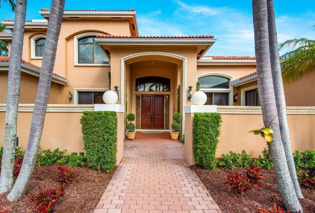 Photo of 7291 Valencia Drive