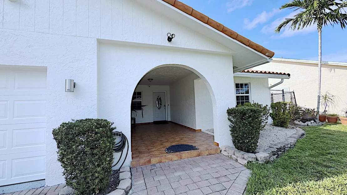 Photo of 411 SE 4th Street