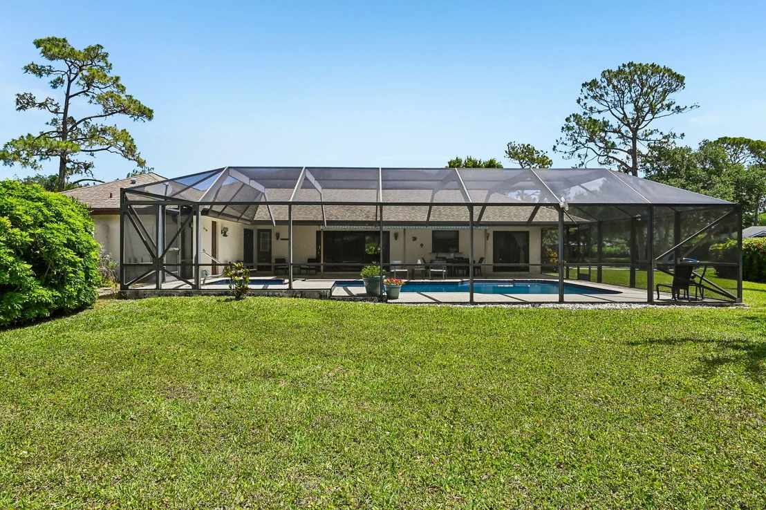 Photo of 15220 Cedar Bluff Place