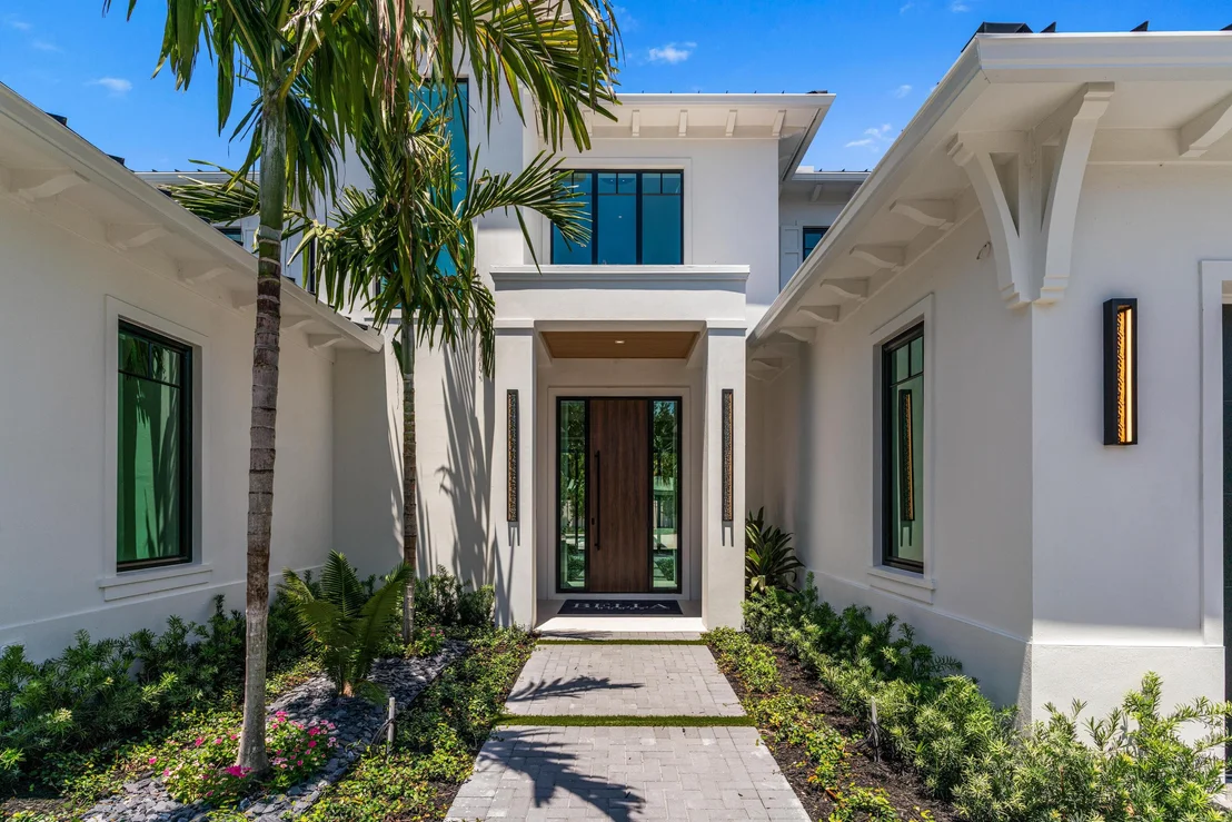 Photo of 720 NW 3rd Avenue