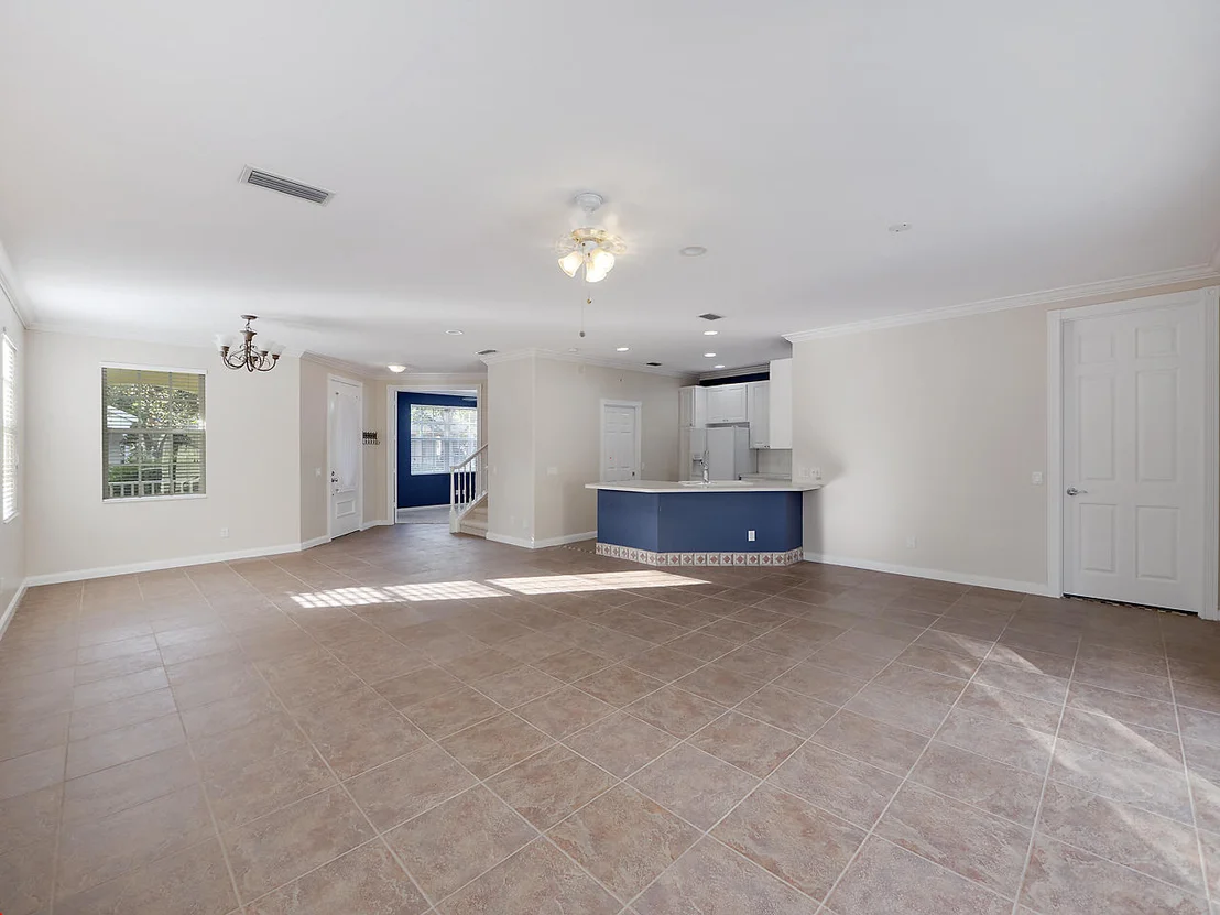 Photo of 137 Waterford Drive