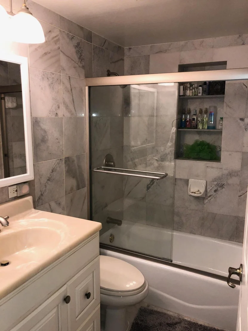 Photo of 819 Colonial Road