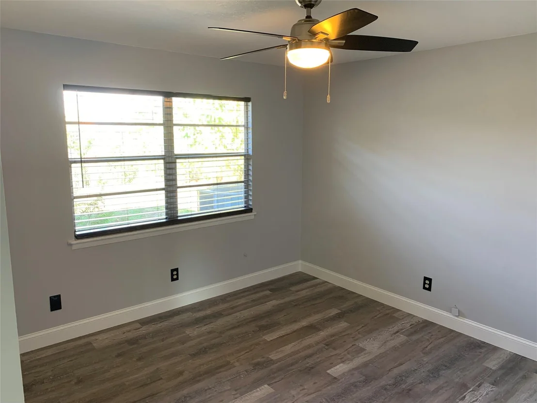 Photo of 2341 SE 27th Street