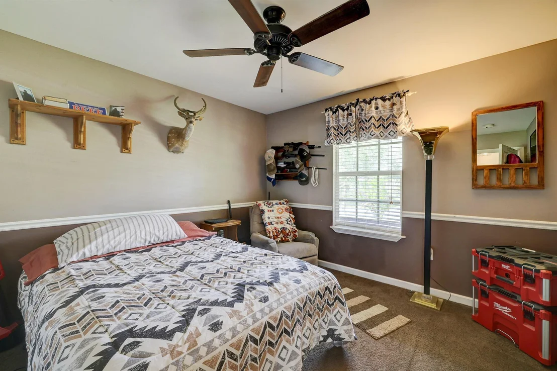 Photo of 8680 Moco Lane