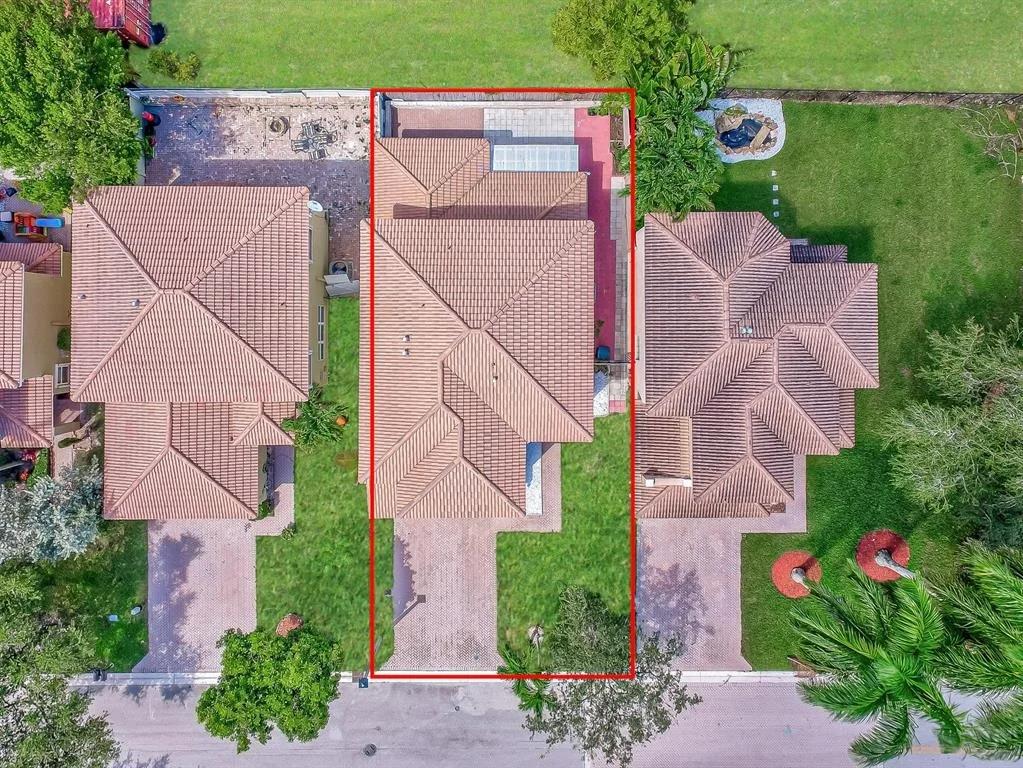 Photo of 3909 Crescent Creek Drive