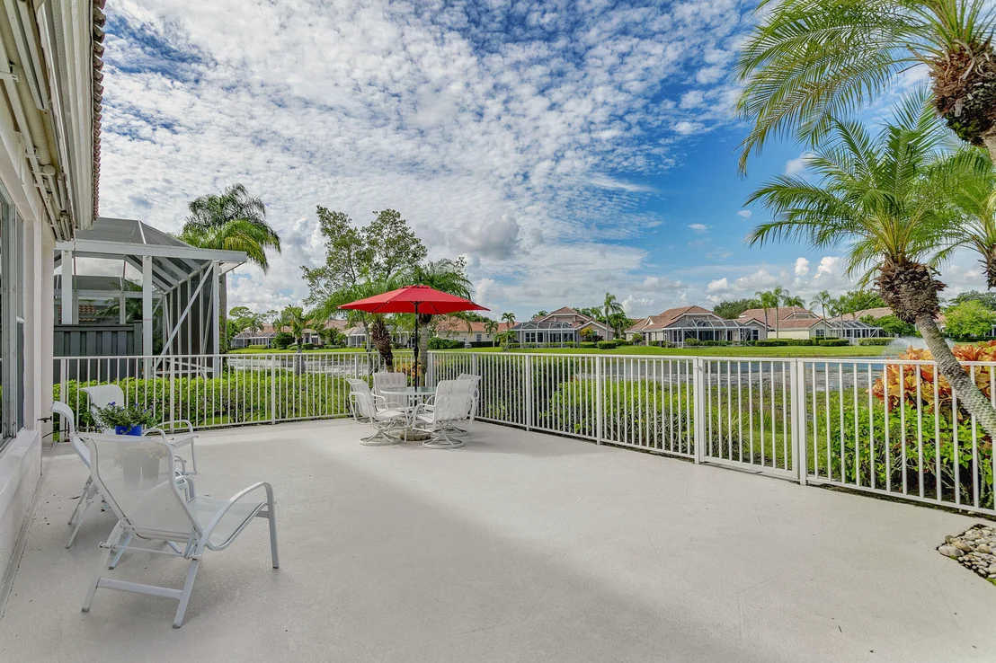 Photo of 738 Pinehurst Way