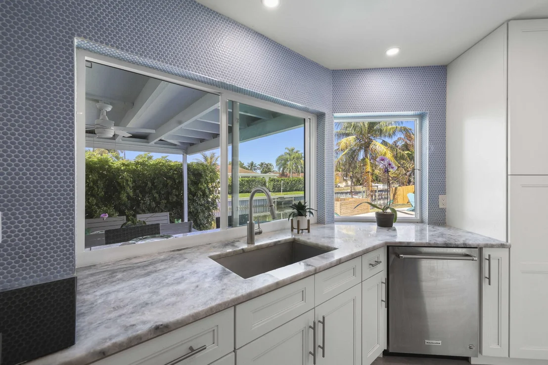 Photo of 6797 Bayshore Drive