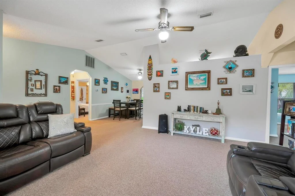 Photo of 8305 North Blvd