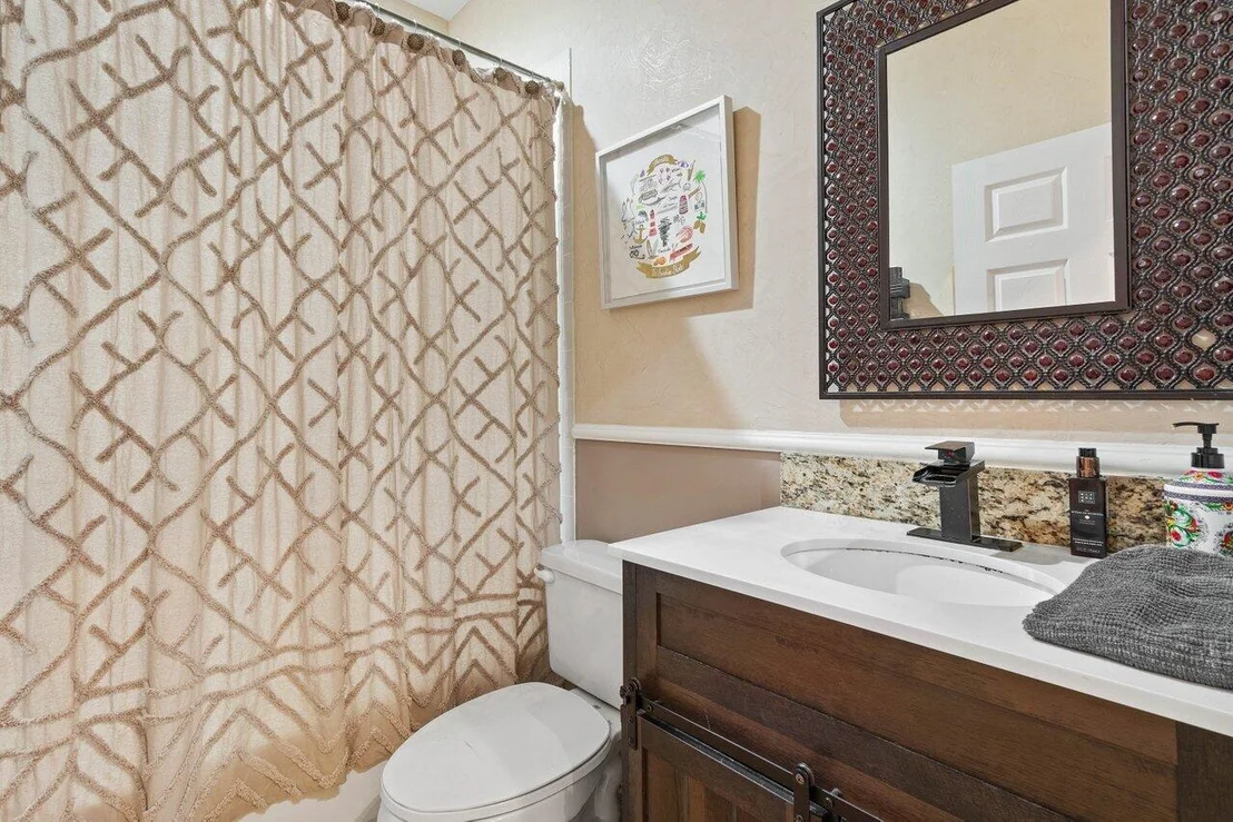 Photo of 6828 Hendry Drive