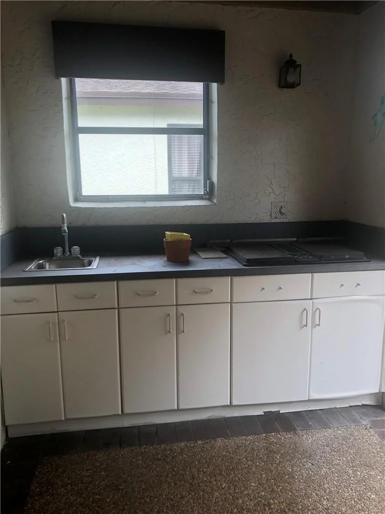 Photo of 8943 Old Pine Road
