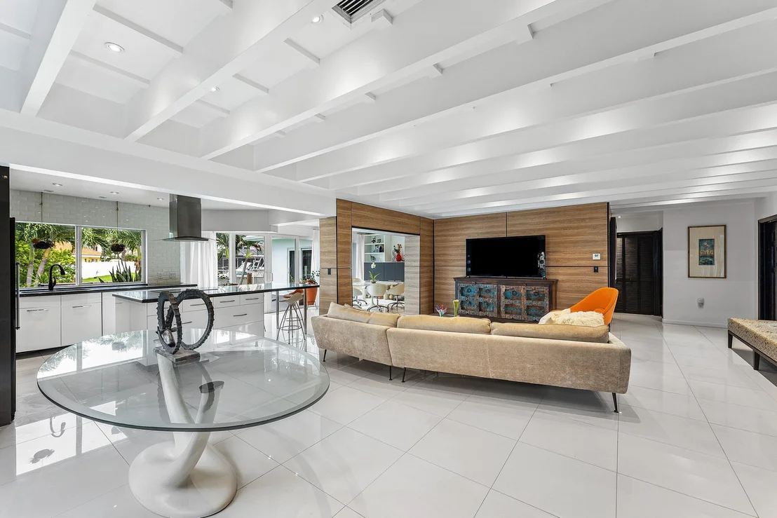 Photo of 5660 Nassau Drive