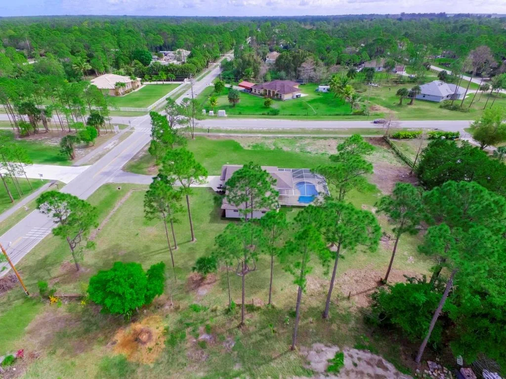 Photo of 17518 Tangerine Boulevard