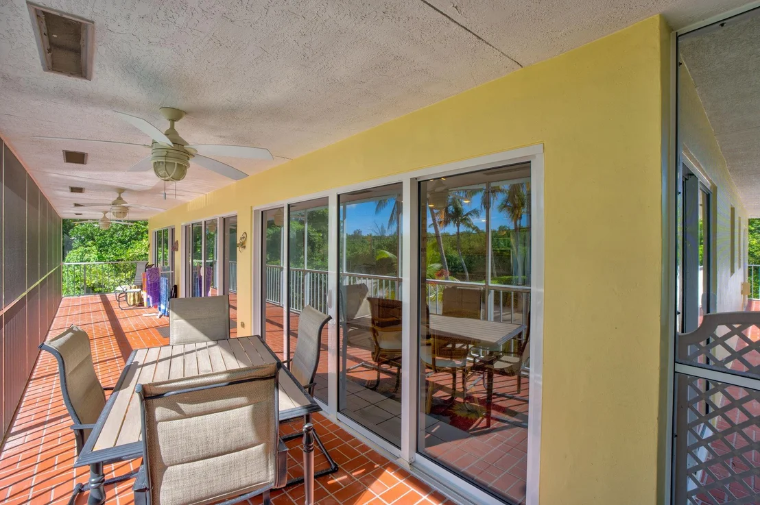Photo of 3 Oleander Avenue