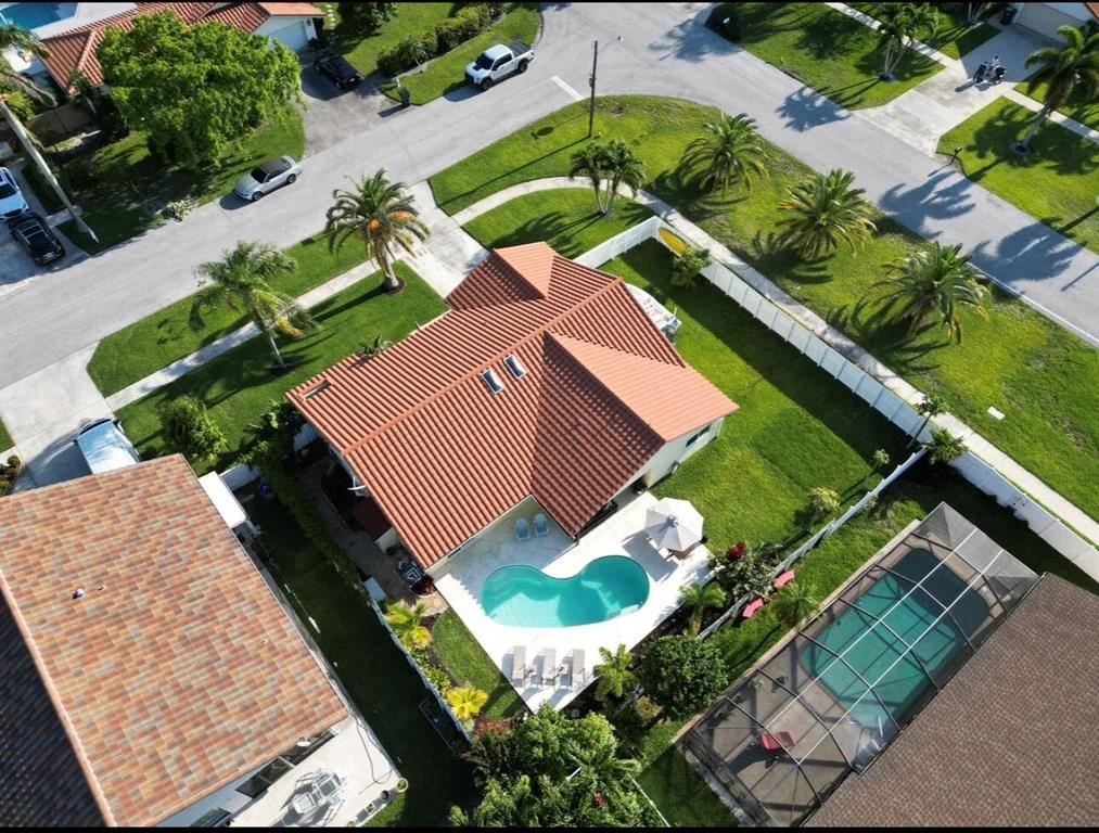Photo of 455 Seneca Lane