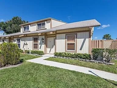 Photo of 211 Maplecrest Circle