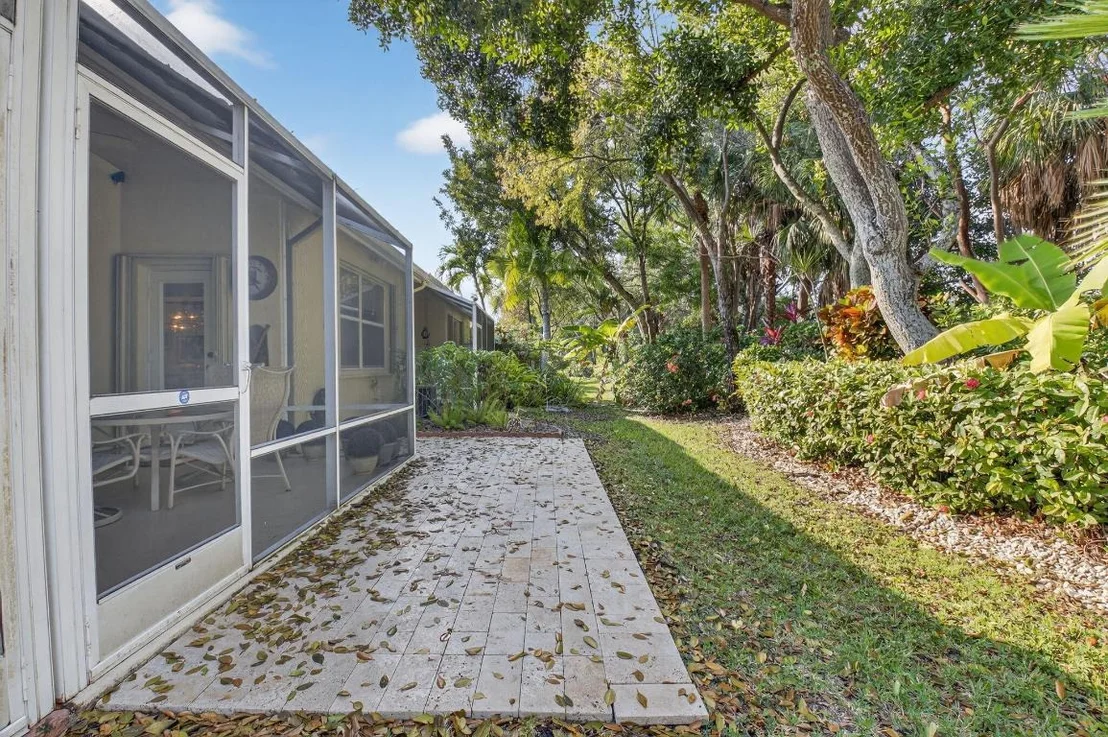 Photo of 6165 Petunia Road
