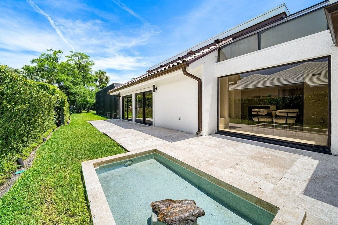 Photo of 1648 Breakers West Boulevard
