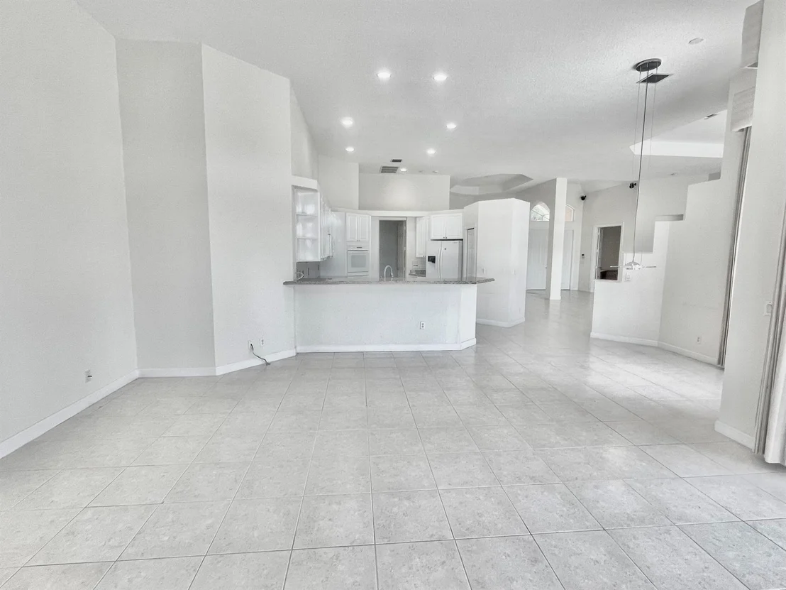 Photo of 8180 Muirhead Circle