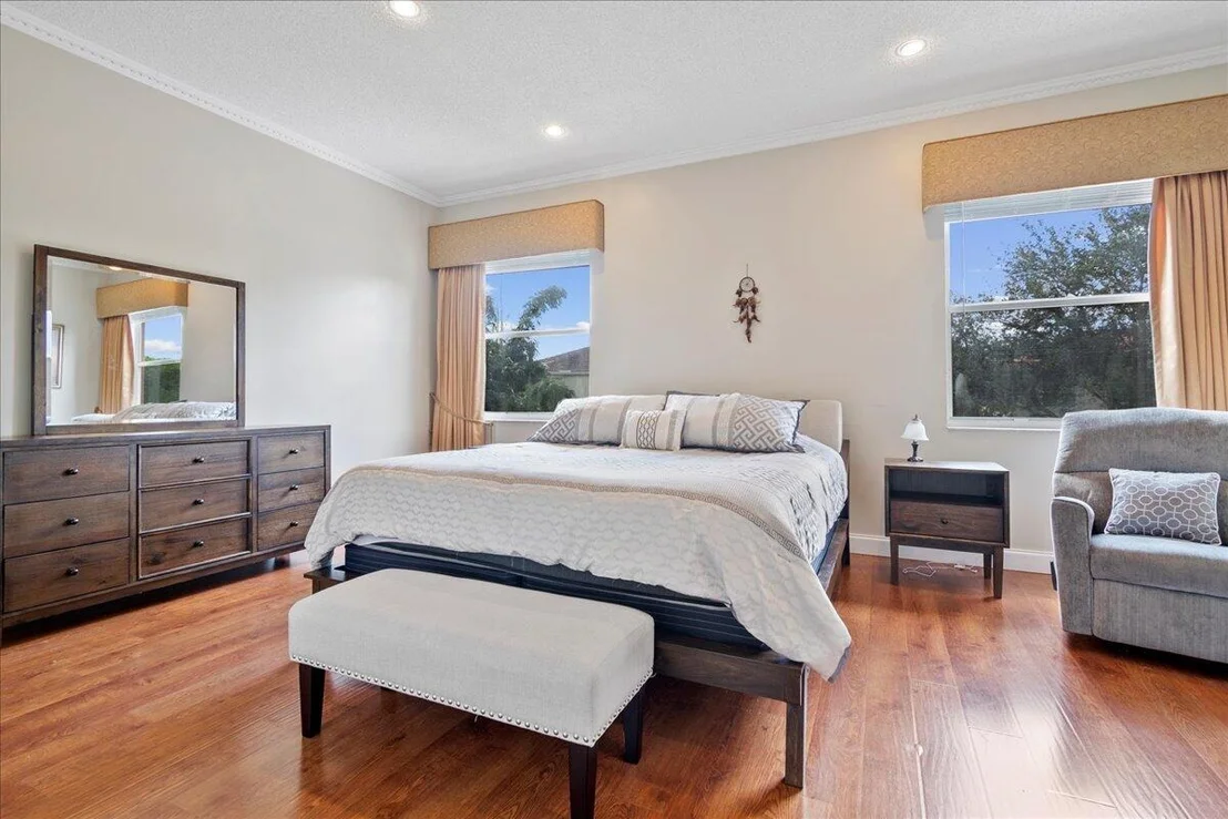Photo of 9918 Warner Lane