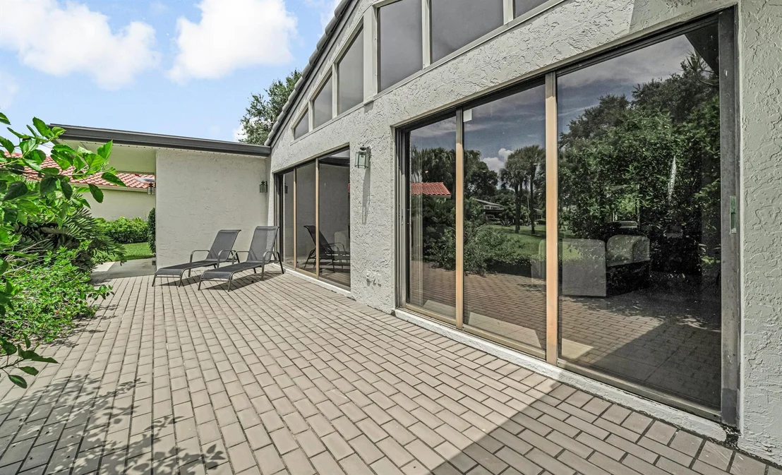 Photo of 14 Bristol Circle