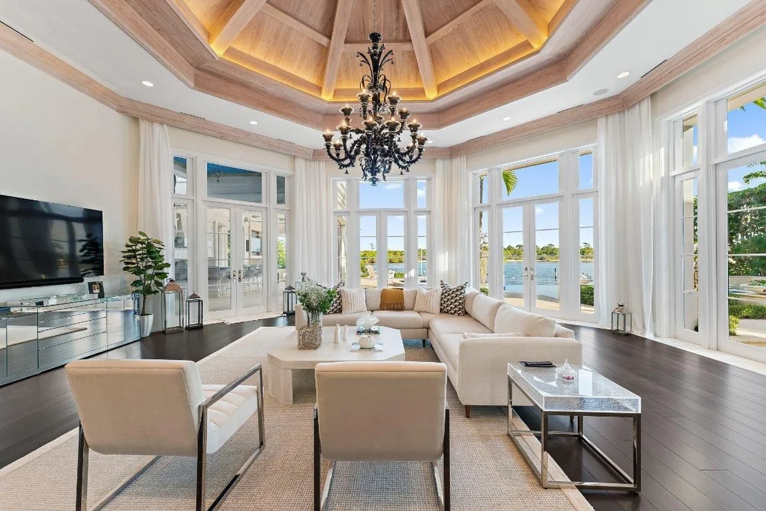 Photo of 372 Regatta Drive
