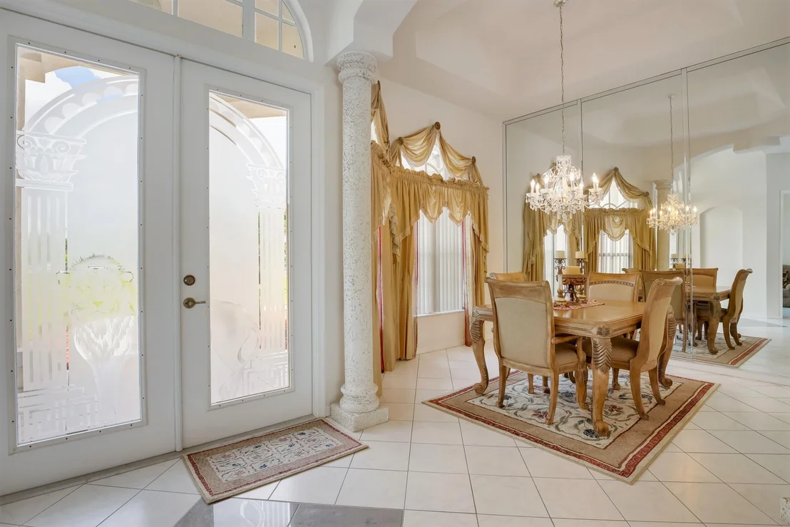 Photo of 17467 Fox Trail Lane